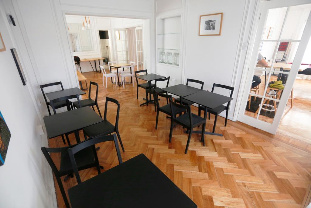 Salvador Hostal & Cafe Santiago del Cile Esterno foto